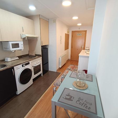 Apartamento Hospital Los Prados Parking Gratuito Oviedo Buitenkant foto