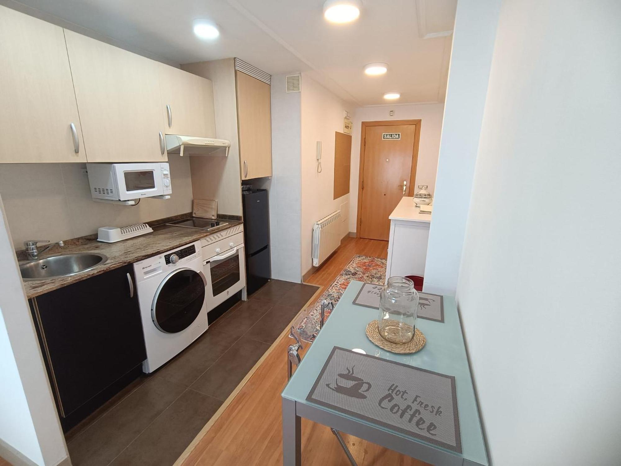 Apartamento Hospital Los Prados Parking Gratuito Oviedo Buitenkant foto
